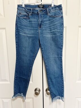 Judy Blue Skinny Fit Ankle Jeans 15/32 Frayed Hem 90's Y2K Classic Stretch